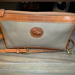 Vintage Dooney And Bourke Tan Shoulder Bag